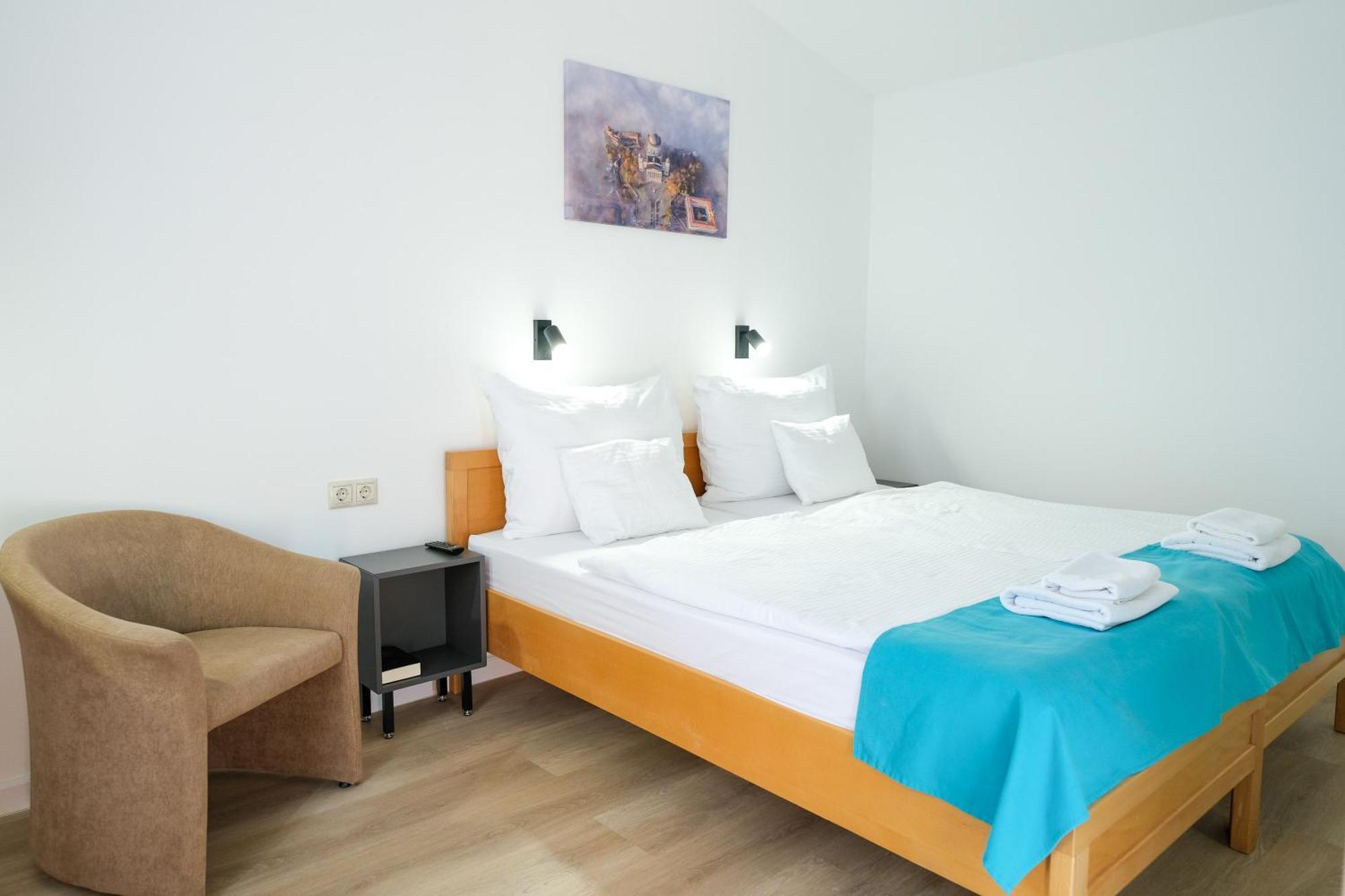 Hotel Adalbert Szent Gyoergy Haz エステルゴム エクステリア 写真